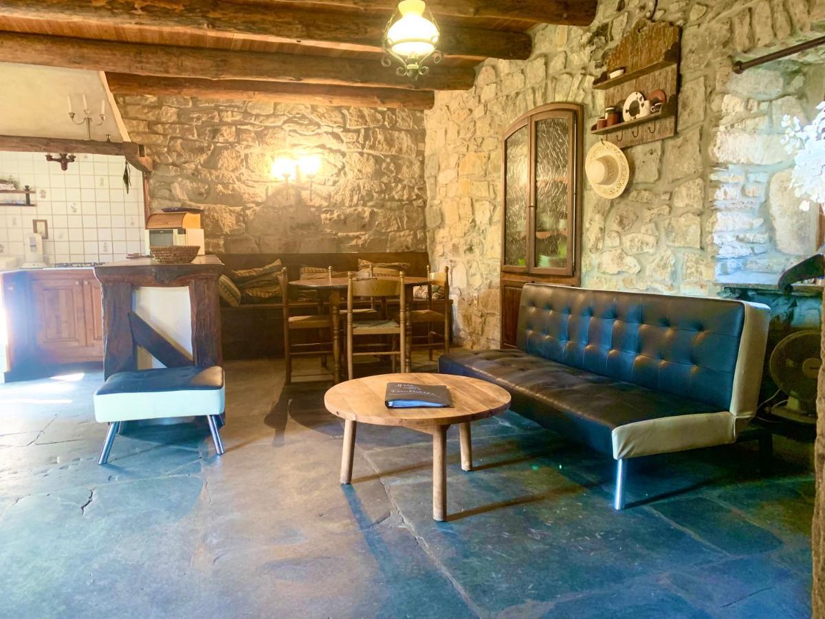 Les Fouillettes Villa Aujac  Exteriör bild